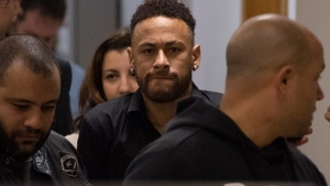 Neymar a fost audiat timp de cinci ore în procesul în care este acuzat de viol