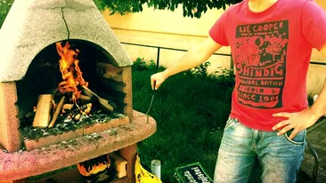 Smiley nu a facut gratar de 1 Mai, asa ca s-a pus pe treaba astazi! Vezi pe ce strada a incins carbunii