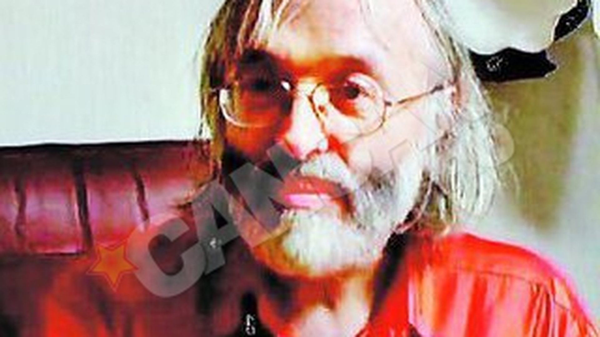Guru preda online din exil