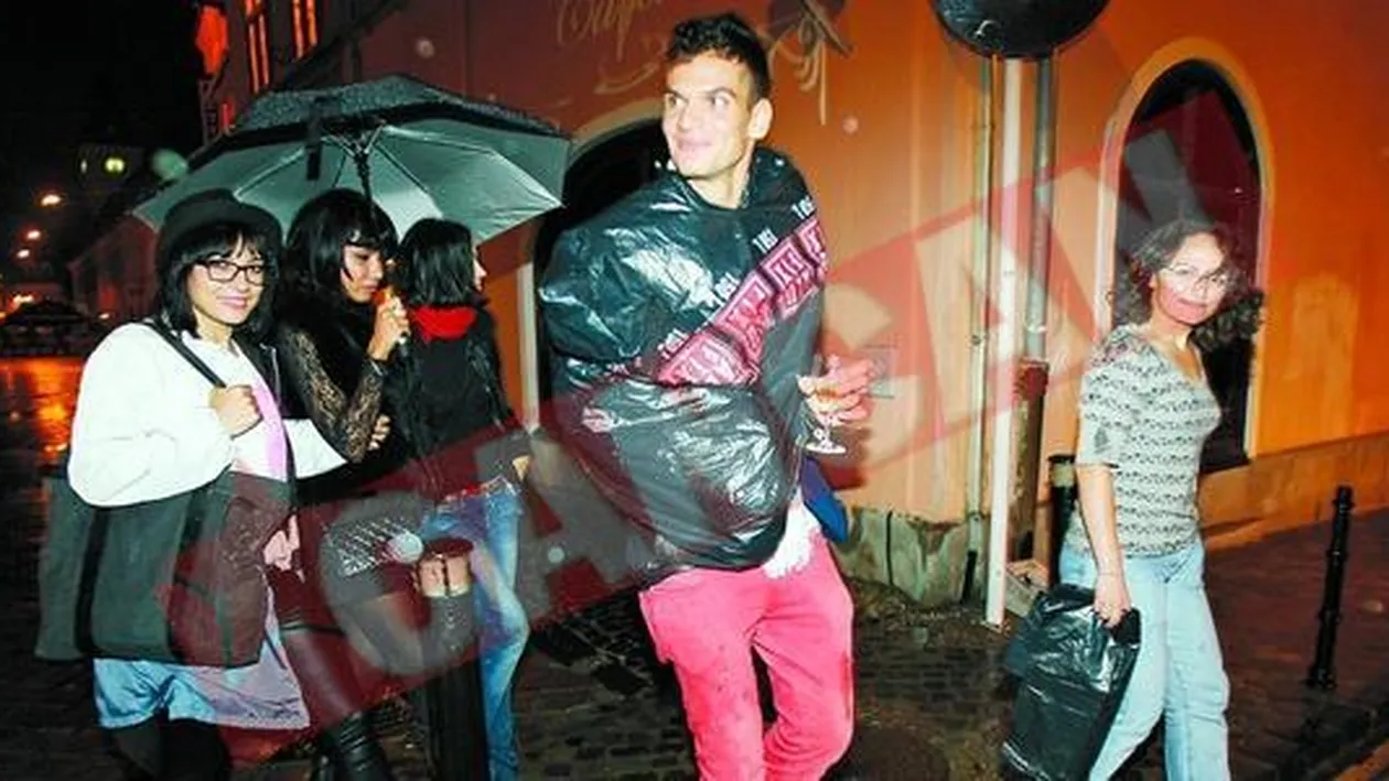 S-a dat la toate fetele de la o petrecere