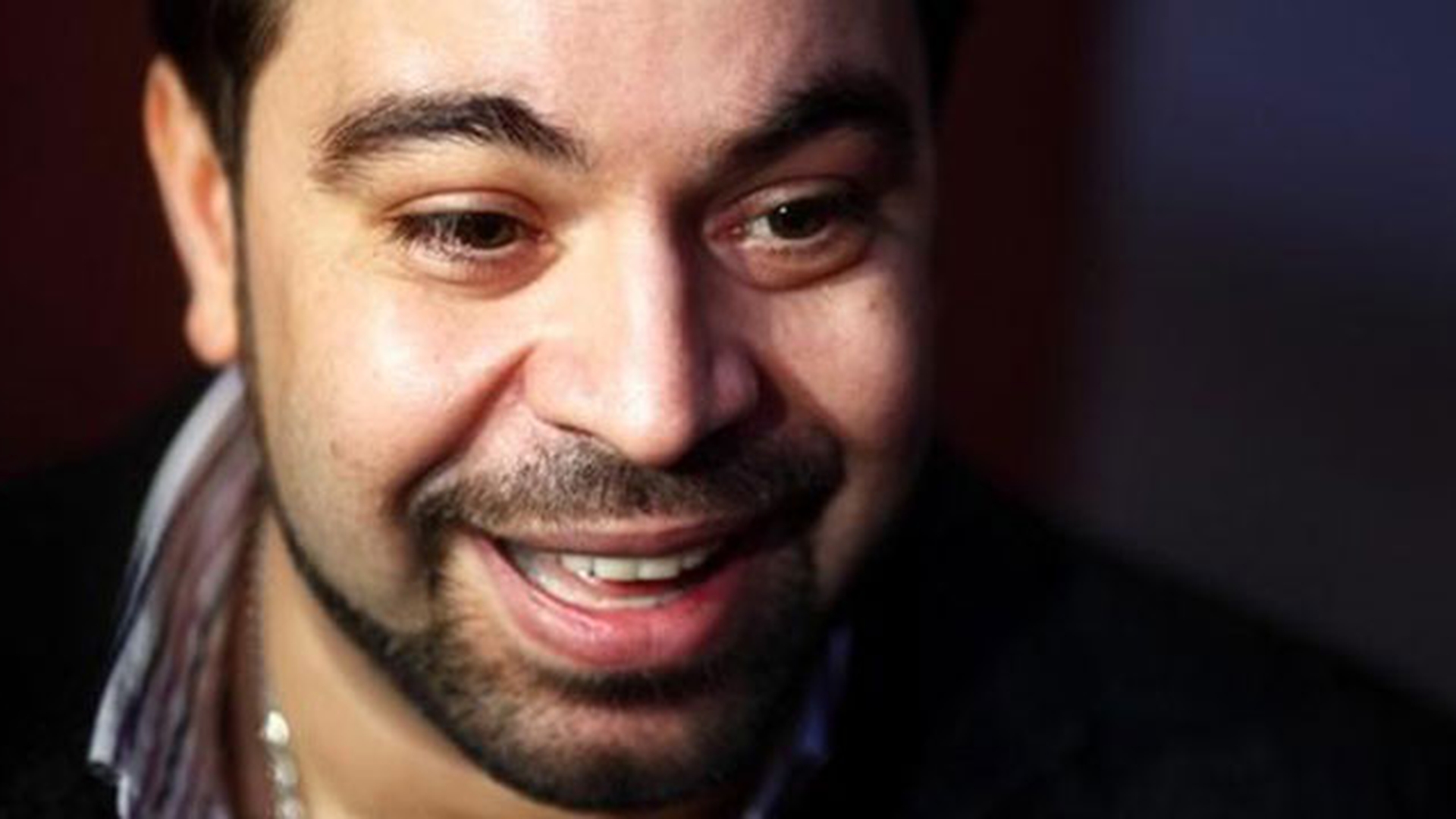 Florin Salam, alaturi de o blonda superba! Ghicesti cine e? Indiciu: e asistenta tv si are silicoane