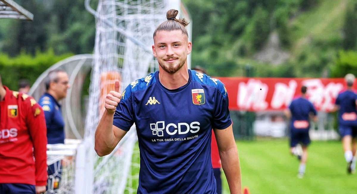 Radu Drăgușin și-ar putea îndeplini visul de a juca în Premier League/ Sursa foto: Instagram