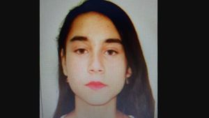 Alertă în județul Brașov! O adolescentă a dispărut fără urmă. Familia a cerut ajutorul Poliției