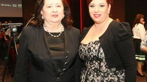 OANA ROMAN a răbufnit după ce s-a scris că mama ei trăieşte de pe o zi pe alta:,,Nu aştept ajutor de la nimeni...‘’