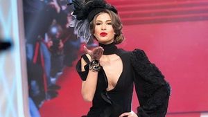 CRISTINA MIHAELA, detalii picante din relaţia ei! Cum îl alintă vedeta pe iubitul ei misterios