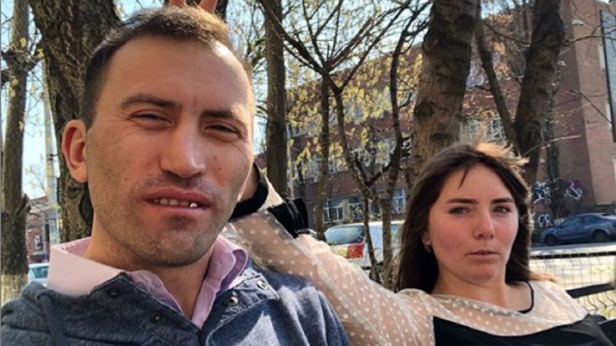 Cum arată Vulpița, însărcinată în al doilea trimestru. S-a pozat într-o rochiță, iar burtica i s-a văzut în toată splendoarea. FOTO