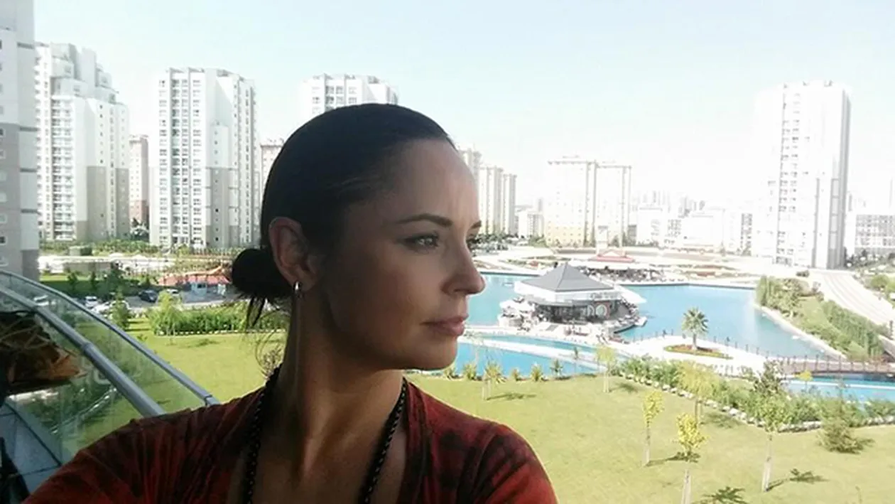 Andreea Marin a dat in mintea copiilor! Vezi cum s-a fotografiat vedeta in vacanta din Turcia