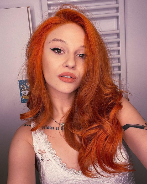 Cine e, de fapt, Marilu Dobrescu și cum a câștigat titlul de cel mai bun influencer din 2021?