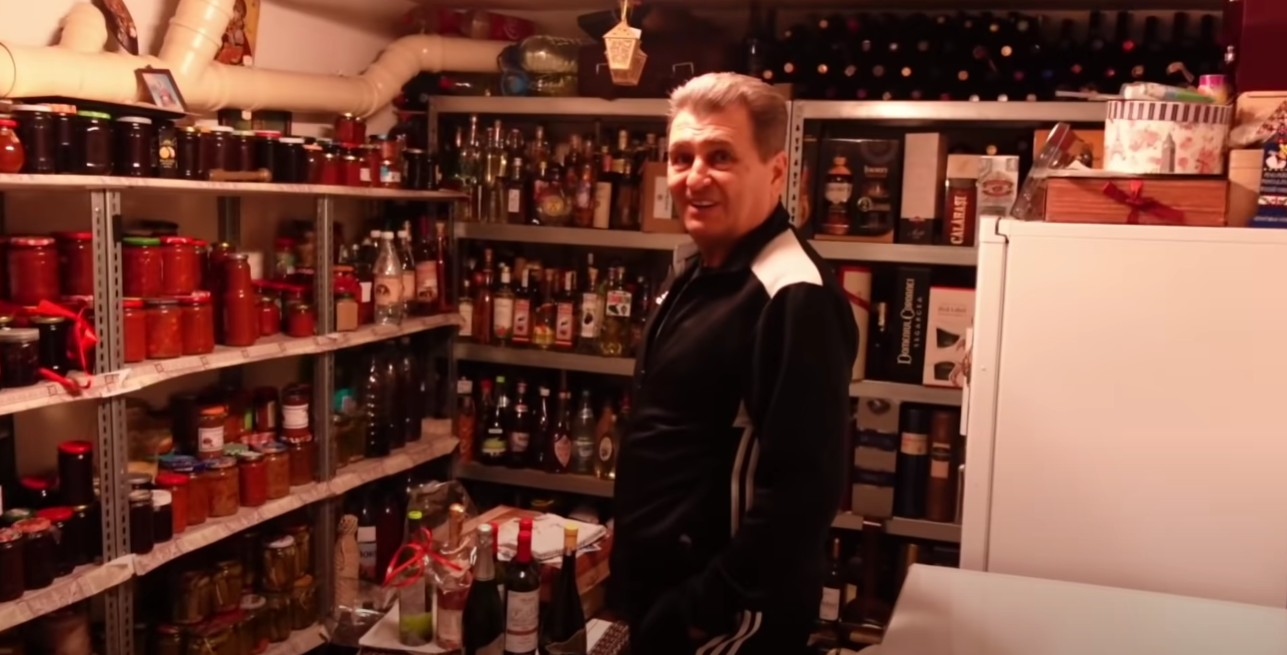 Nea Mărin locuiește în zona Sălăjan din Capitală/ Sursa foto: Captură video