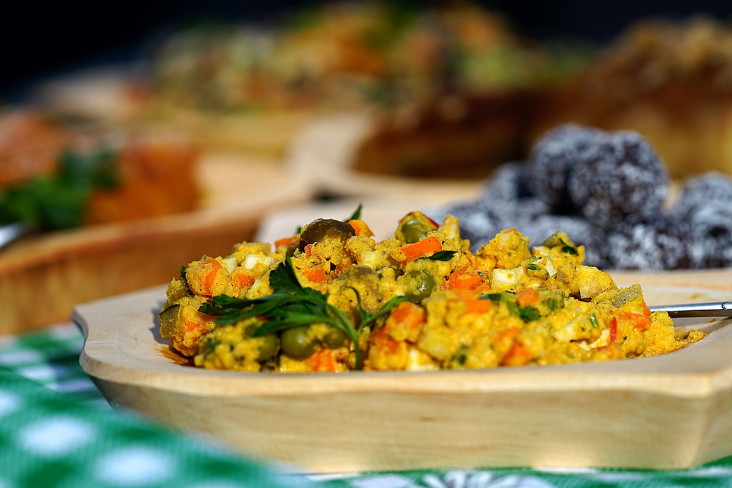 Salată de boeuf (Sursă: Pixabay)