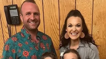 Tragedie aviatică! Fiul, nora și nepoții unui cunoscut politician și-au pierdut viața