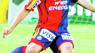 De austriac trag Nottingham, Norwich si M?nchen 1860, dar ar putea ajunge la Steaua. Andreas Dober, tinta lui Ilie Stan