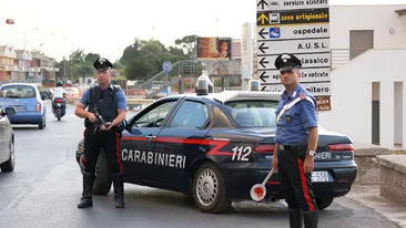 Un moldovean de 26 de ani s-a spânzurat cu șireturile de la pantofi! Tânărul a recurs la acest gest extrem în casa unor italieni