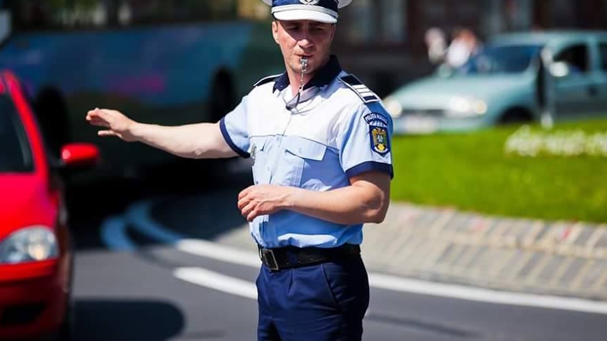 Aceasta e cea mai tare reacţie a poliţistului GODINĂ de până acum! „Vă spun eu ce am simţit: nimic!“