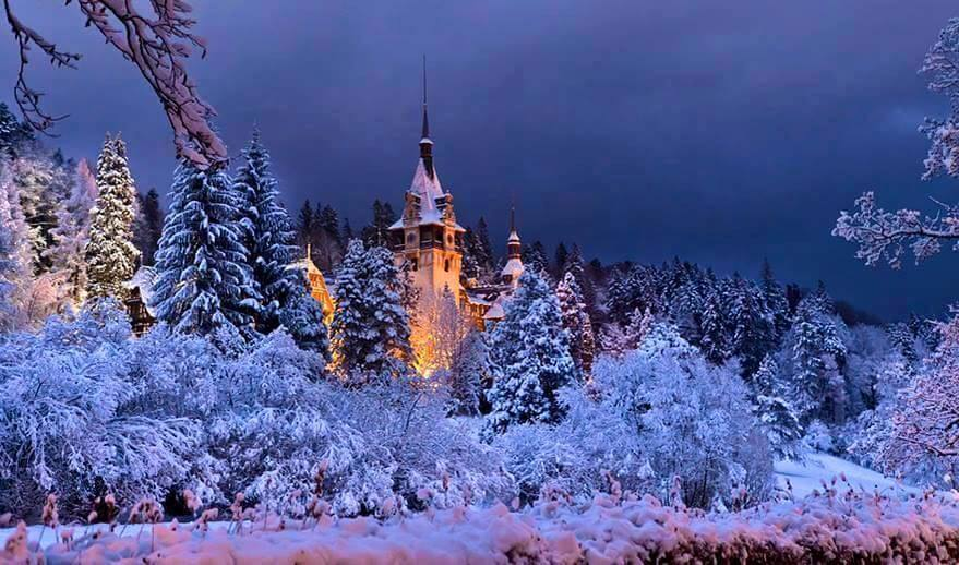 Castelul Peleș iarna. Foto: Facebook