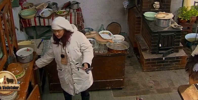 Tensiuni la „Ferma Vedetelor”! Rona Hartner, ţinta criticilor din partea colegilor: „Mă enervează că e nesimţită!”