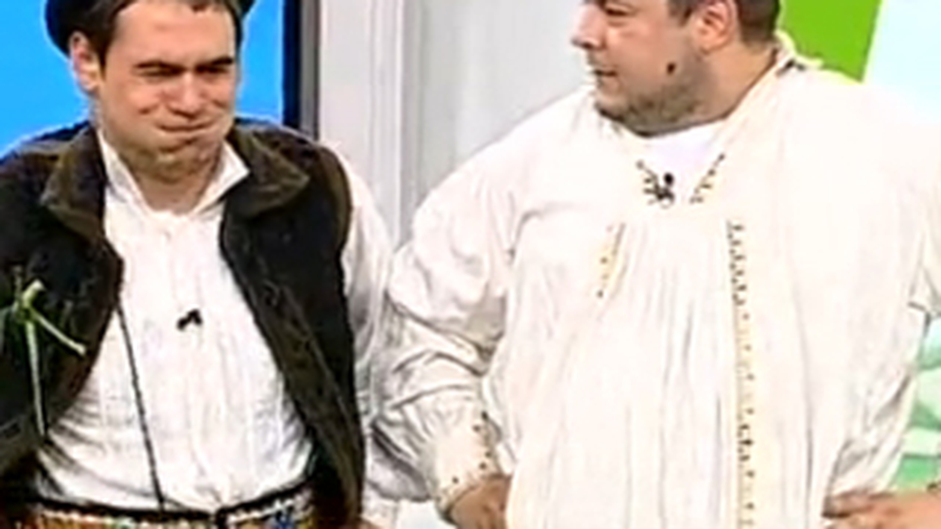Varu' de la "Neatza cu Razvan si Dani": Am avut un an superprolific, am facut un copil, mi-am facut site, mi-am luat si parfum"