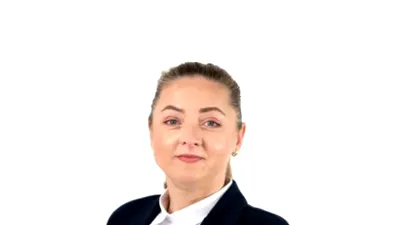 Bătaia de la Pomârla. Un primar PNL este acuzat că a agresat o consilieră AUR pentru că l-a întrebat de stadiul unui proiect. Cum se apără edilul și de ce îl invocă pe premierul Bolojan