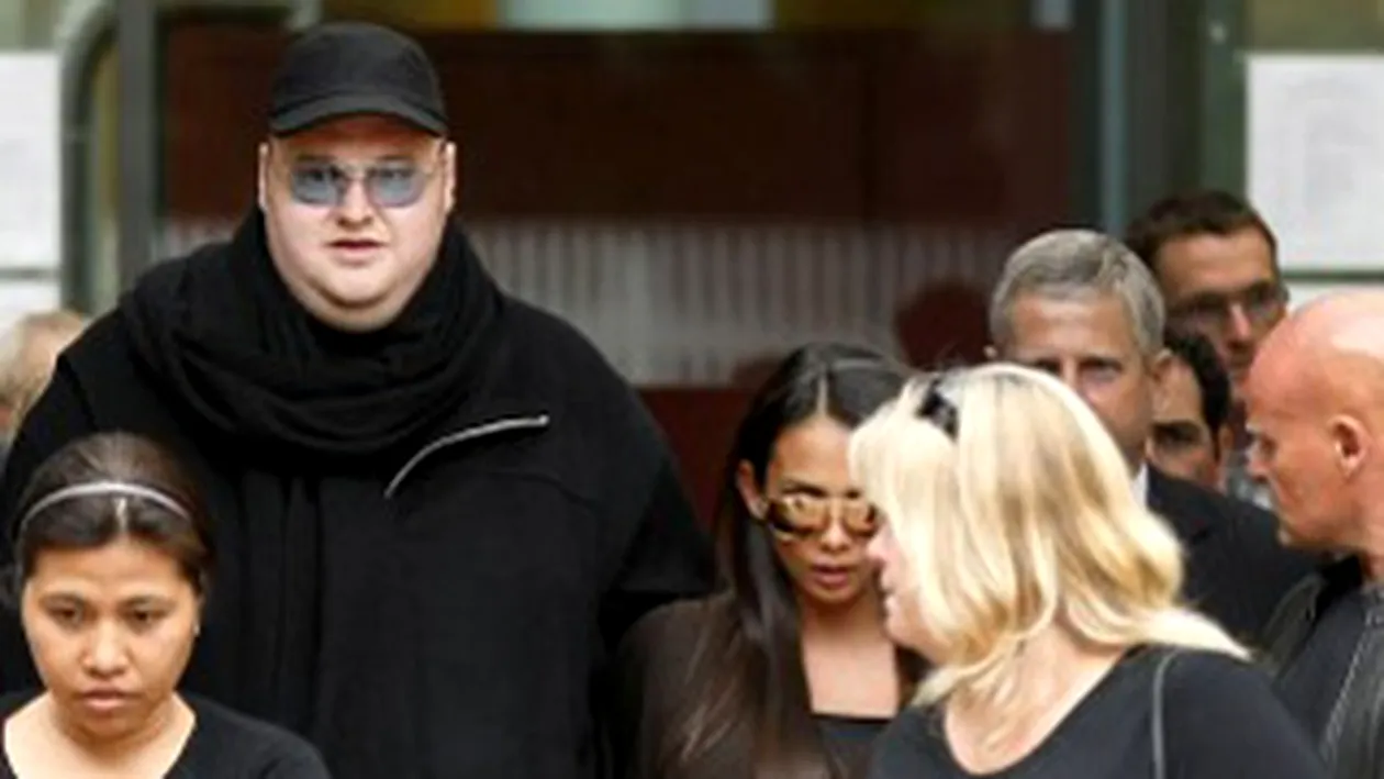 Eliberat din puscarie, Kim Dotcom si-a scos nevestica la plimbare