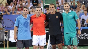 Chivu a dat fotbalul pe tenis!