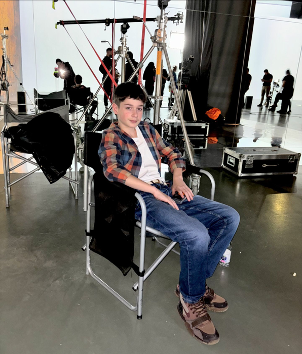 Filmul "Noaptea lui Vlad", în care joacă Filip Munteanu și George Burcea, este propus către lansare în luna iunie a acestui an (Foto: Instagram)