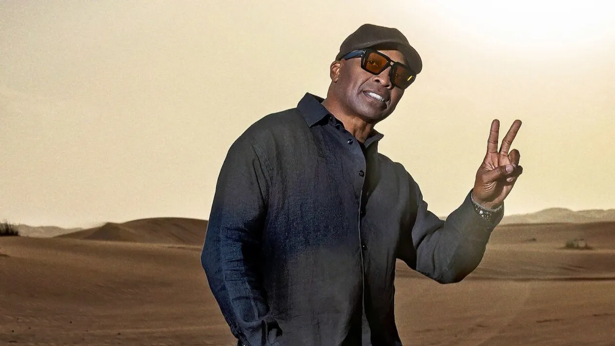 Legenda anilor ’90 se întoarce în România. Povestea iubirii care l-a adus din nou aici