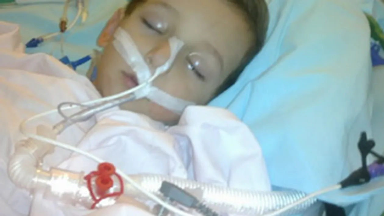 Oana Stoian povesteste calvarul prin care trece fiul ei diagnosticat cu cancer: Sunt o mama disperata!