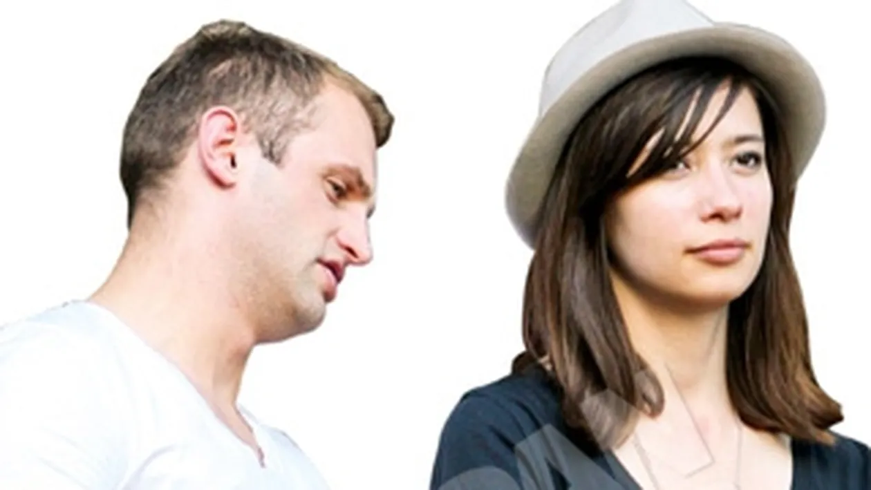 Isi aleg iubitele dupa acelasi criteriu. Pun Akcent pe picioare lungi!