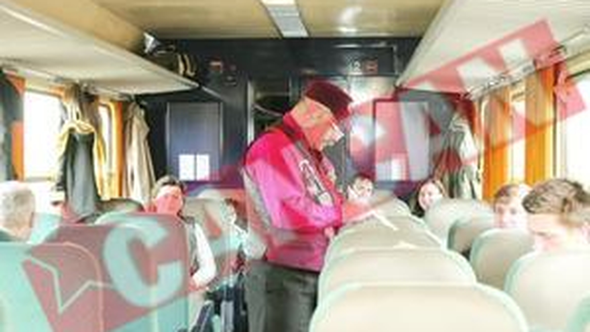 Poftiti in singurul tren particular de calatori din Romania