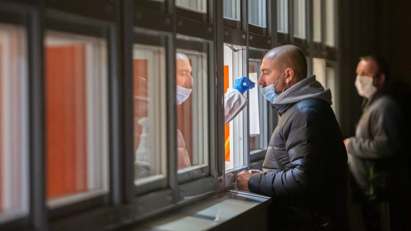 Coronavirus România, 13 decembrie. 4.435 de oameni au fost depistați pozitiv, în ultimele 24 de ore
