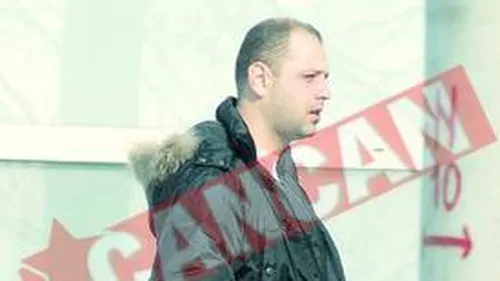 Simona Sensual, dedicatie cu sampanie de la Nicola