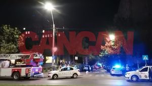 Plan ROȘU de intervenție la Spitalul Budimex! 16 mașini de pompieri, poliție și jandarmi se află la fața locului. FOTO & VIDEO