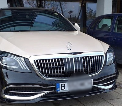 Una dintre mașinile milionarului ieșean