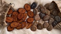 Horoscop rune azi, 19 august 2026. O zodie poate pierde bani dintr-o simplă neatenție. Facturile și cifrele trebuie verificate