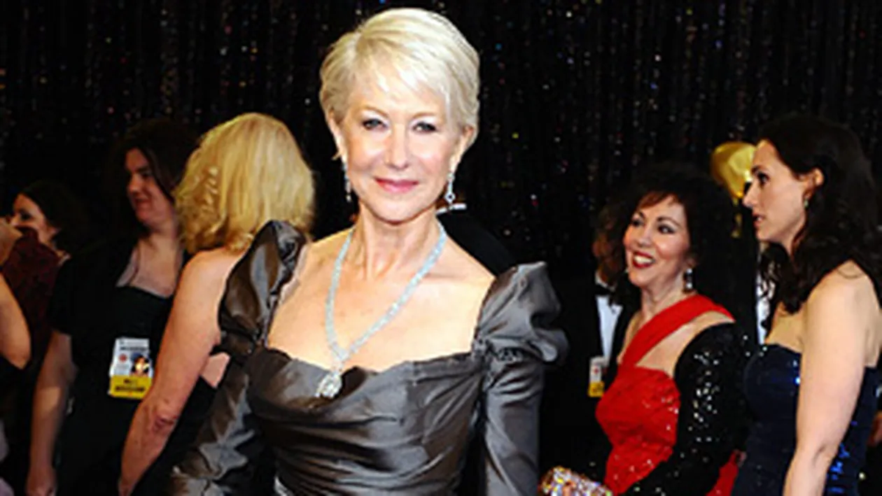 Helen Mirren are, la 66 de ani, cel mai frumos trup de la Hollywood