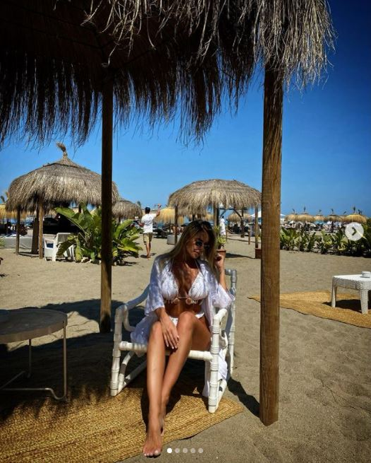 Florentina Raiciu, declarată cea mai senzuală apariție din Playboy unde a pozat de 5 ori! Din ce câștigă bani presupusa amantă a lui Laurențiu Reghecampf | Galerie FOTO HOT