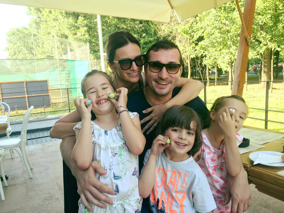 Alin Petrache mai are trei fete din căsnicia anterioară