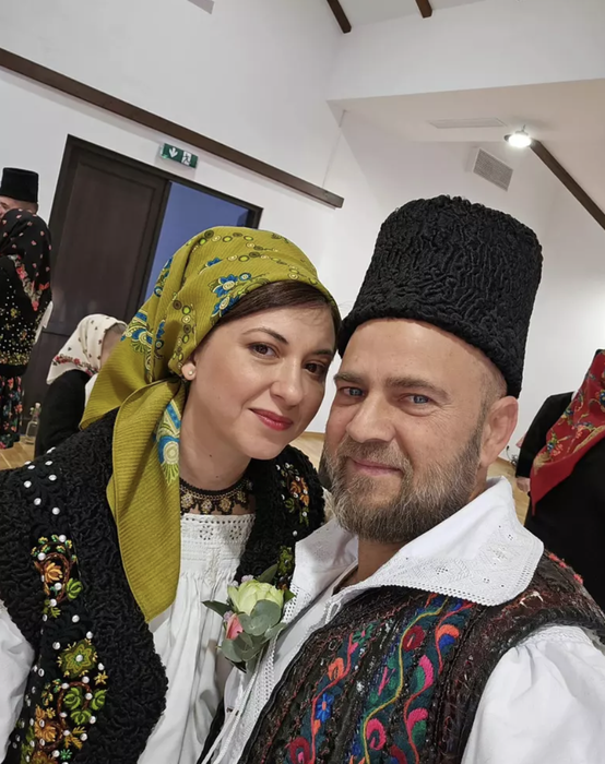 Cum arată casa de vacanță a lui Cosmin Seleși din inima Maramureșului. A petrecut primul Paște acolo cu familia