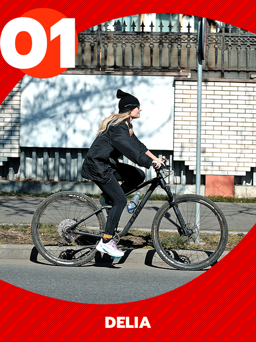 Ele sunt sexy-biciclistele showbizului! TOP 25 cu nume grele! Andreea Berecleanu, Iulia Vântur și Anca Țurcașiu au luat startul!