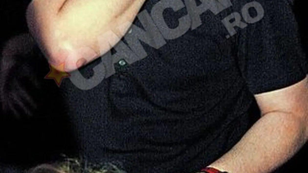 Delia, Anna Lesko, Andreea D. si Lora au facut show pentru copiii orfani! Si-au etalat fesele in scop caritabil