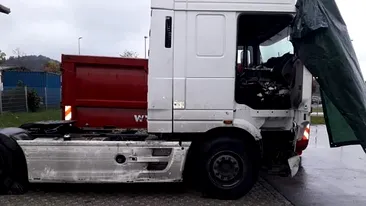 Povestea şoferului român de TIR, care plânge într-o parcare din Austria: Nu vrea bani
