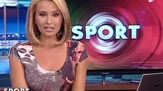Blonda si sfioasa! O recunosti pe Crina Abrudan la prima aparitie pe sticla, in urma cu 12 ani?