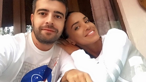 CANCAN.ro i-a filmat sărutându-se în mall!  ADELINA şi SPEAK S-AU ÎMPĂCAT!