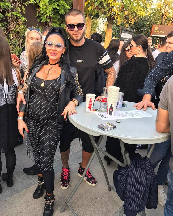 Cristian Daminuţă şi Coca au devenit soţ şi soţie. Prima imagine de la Starea Civilă