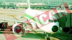 O cursa Alitalia a Intarziat din cauza ca romanii miroseau a transpiratie