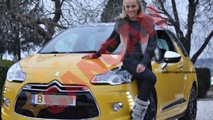 Andreea Patrascu: "Femeile sunt necugetate cand fac bagajele si cara cu ele lucruri pe care nici nu le scot din valiza"
