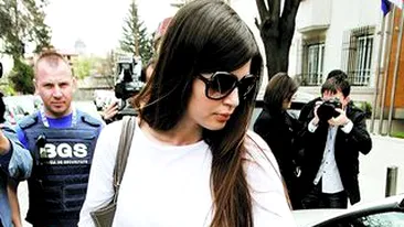 Razboiul cu Irinel a epuizat-o pe Moni