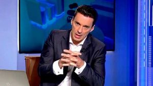 Mircea Badea, scandal cu un bărbat: ”I-am pus mâna în piept. Du-te de-aici!”