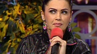 VIDEO Oana Zavoranu a dat o petrecere de zile mari pentru "iubitul ei"! A petrecut cu sampanie si sushi!