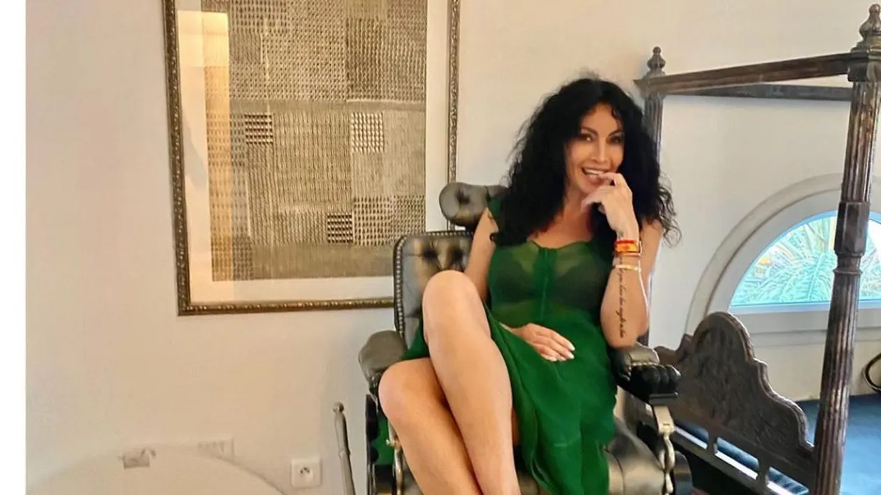 Mihaela Rădulescu, prinsă în pat cu amantul. Detalii picante din prima căsnicie a vedetei